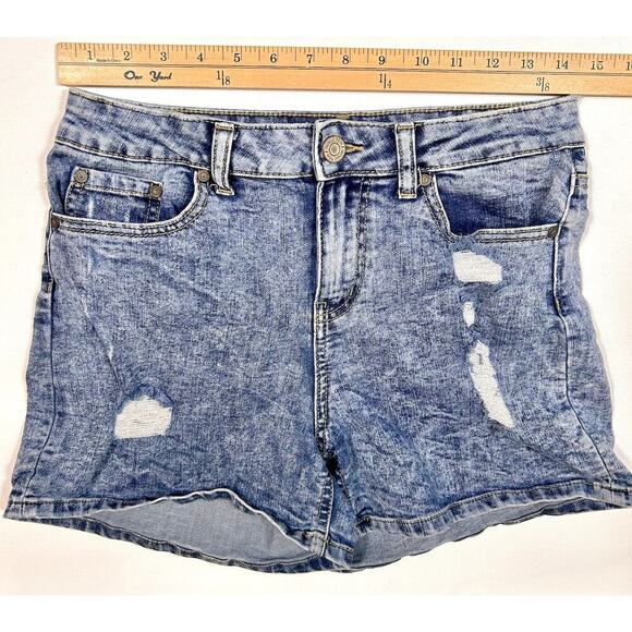 Distressed Denim Curvy Fit Boho Festival Summer Shorts Women Size 9 - Picture 1 of 4